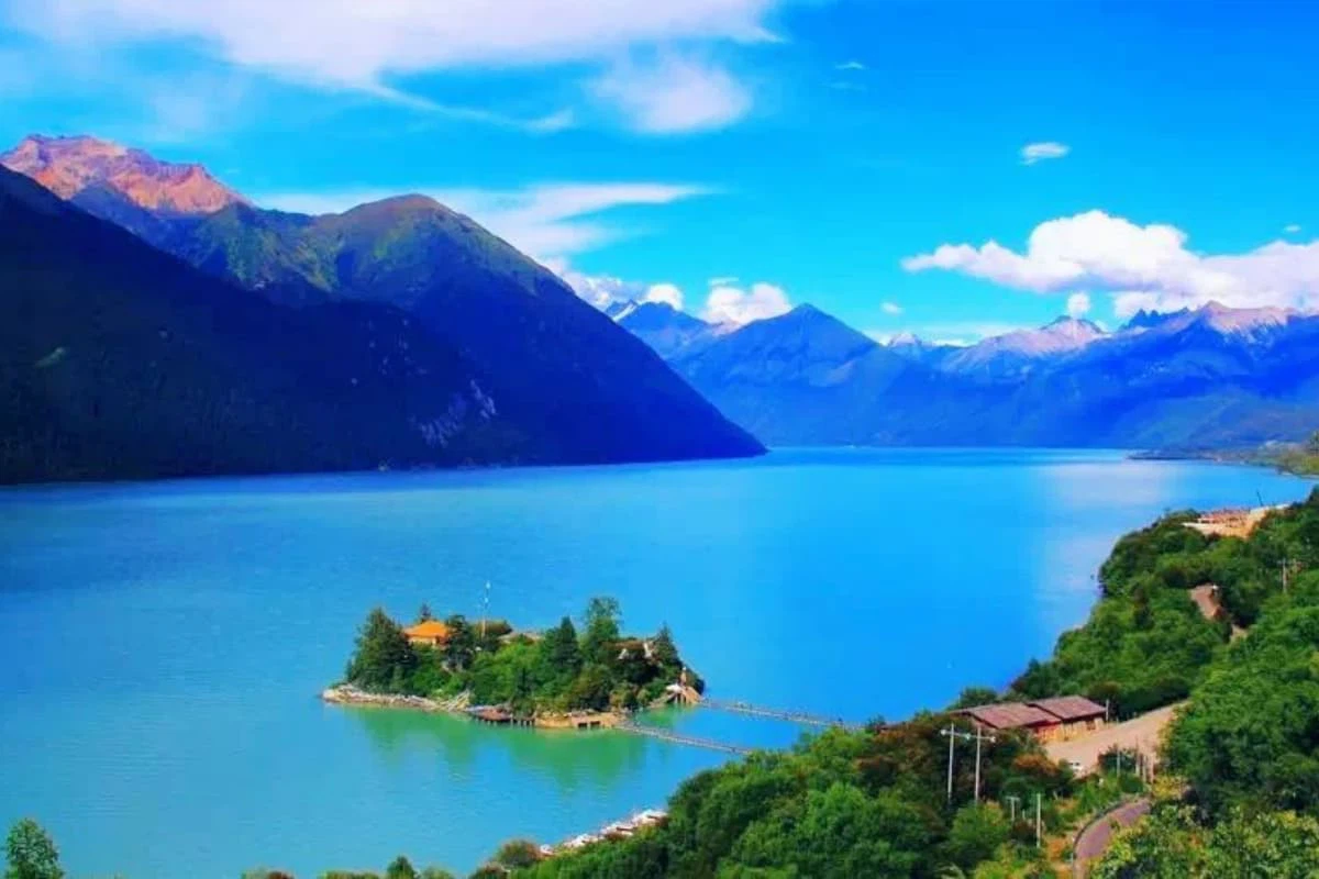 Guide to Basongtso Guide to Basongtso